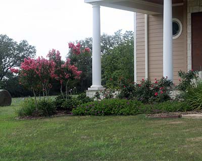 Hiring a Landscape Contractor Brenham, TX